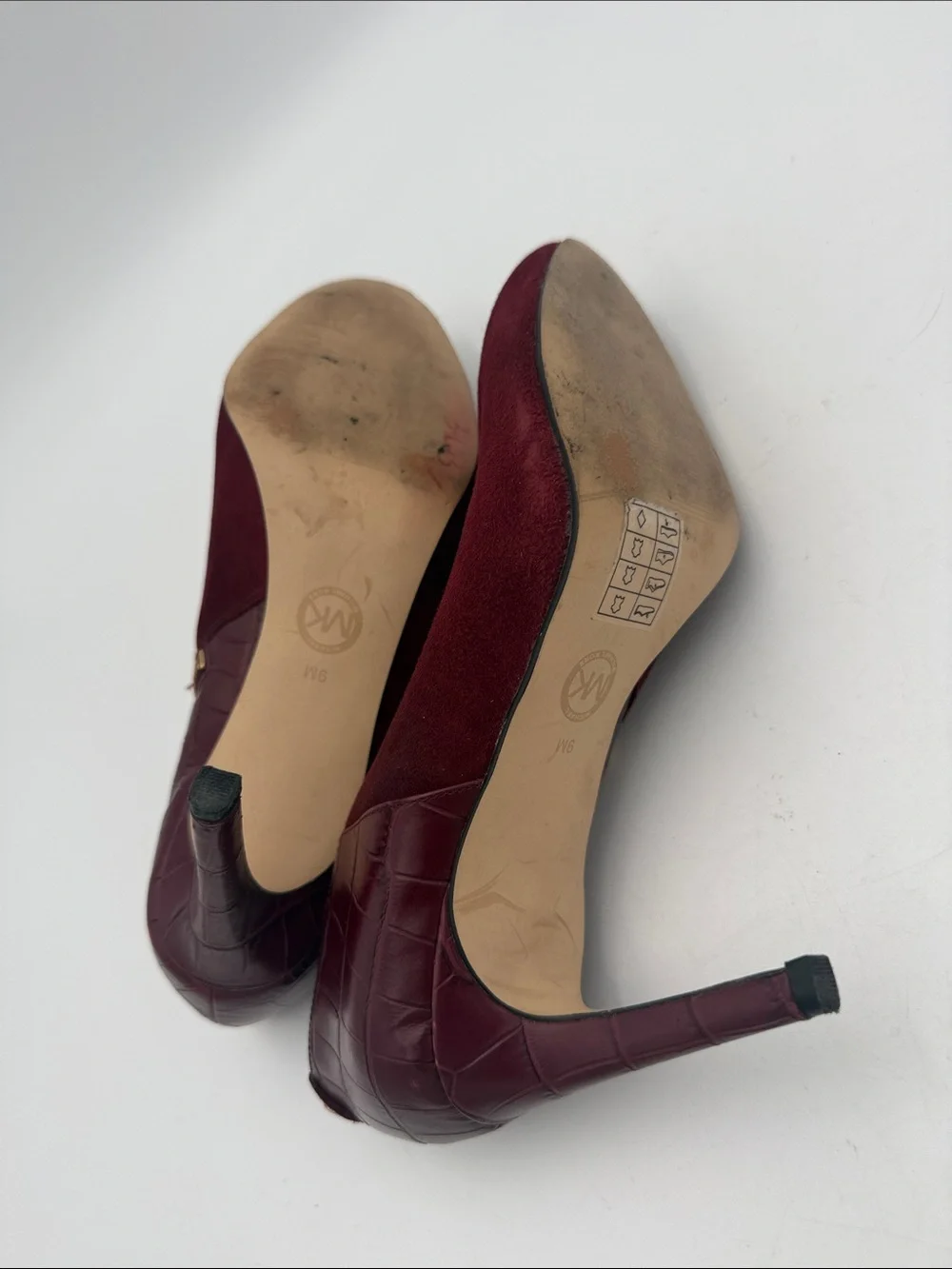 Michael Kors Wine Suede & Croc-Embossed Ankle Booties women 9M casual event Y2K
